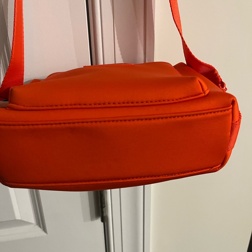 Dagne Dover Micah Bright Orange Crossbody with Front Zip Pocket EUC - Picture 4 of 16